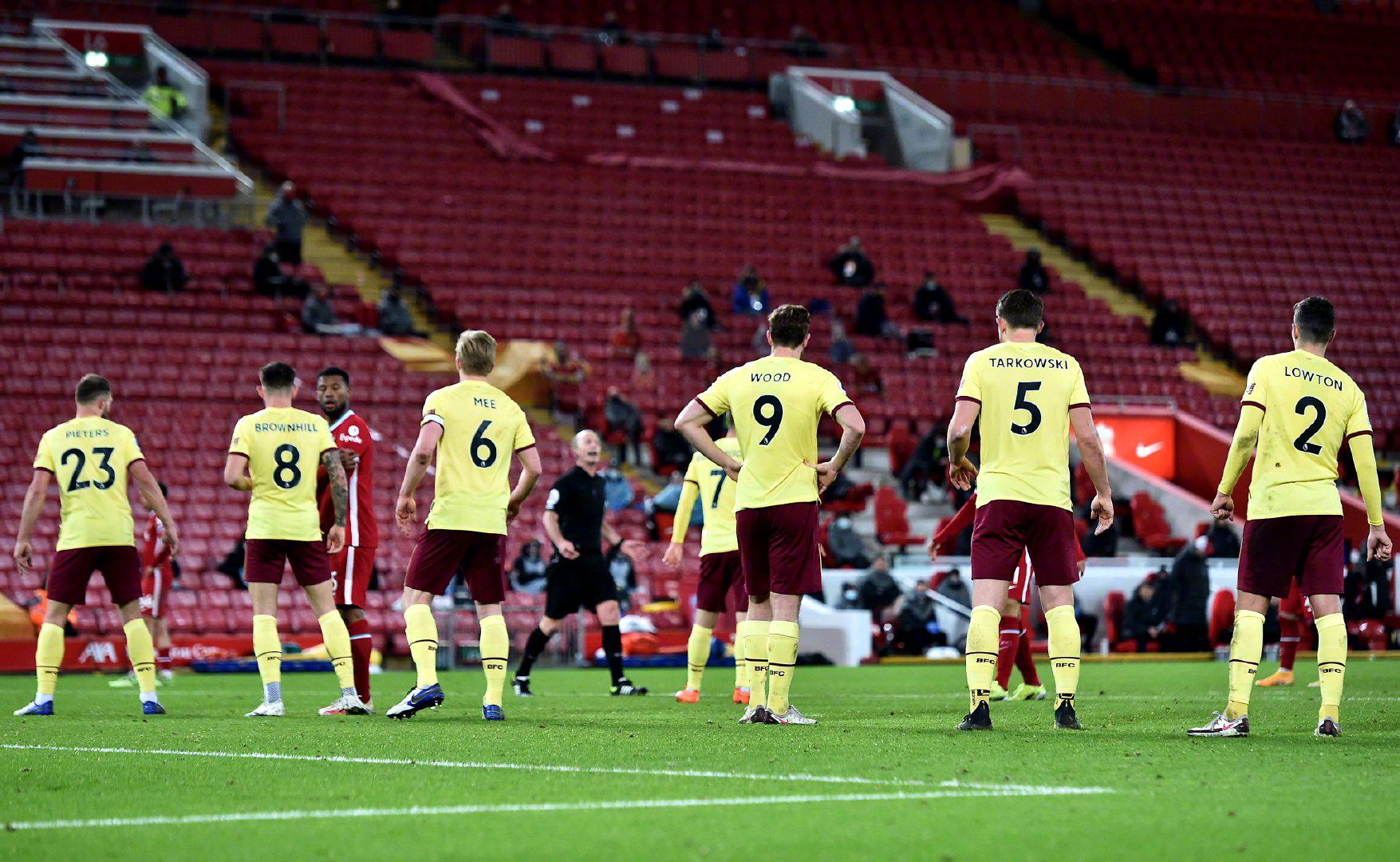 停火协议的 停火协议的